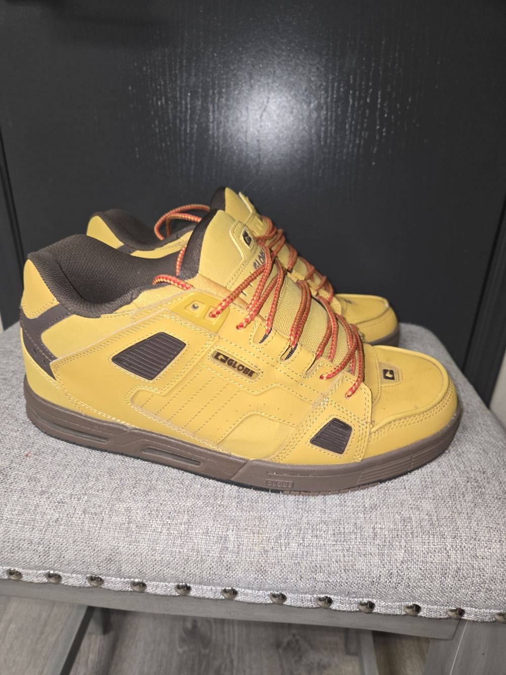 Globe Sabre Skate Shoes – Wheat/Dark Oak – Men’s Size 12